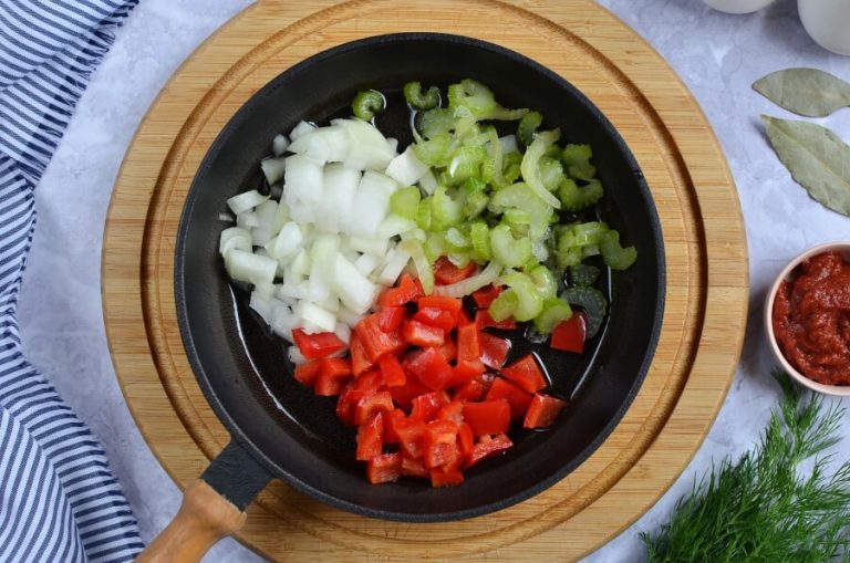 Step 3 - Classic Red Borscht Recipe (Beet Soup)