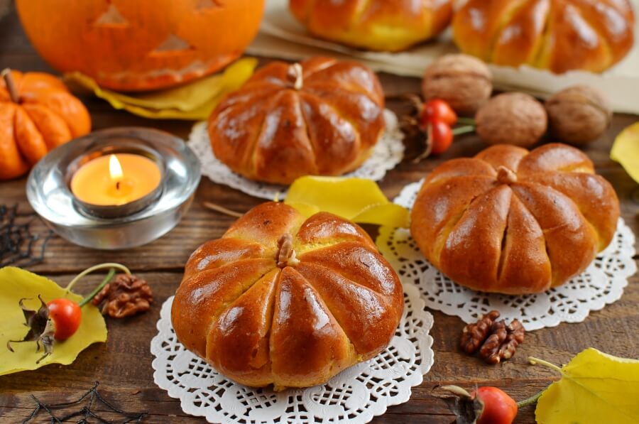 Cream Cheese Stuffed Pumpkin Dinner Rolls Recipe-How To Make Cream Cheese Stuffed Pumpkin Dinner Rolls-Delicious Cream Cheese Stuffed Pumpkin Dinner Rolls