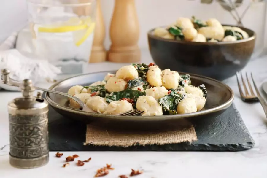 Creamy Vegan Gnocchi with Garlic & Kale