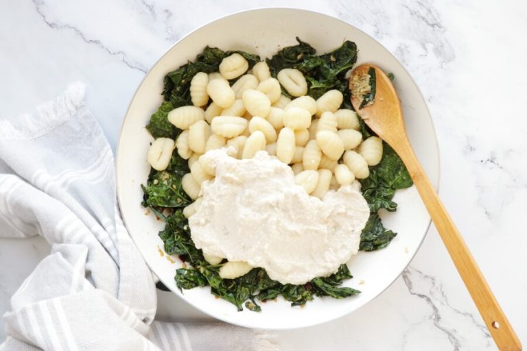Step 6 - Creamy Vegan Gnocchi with Garlic & Kale