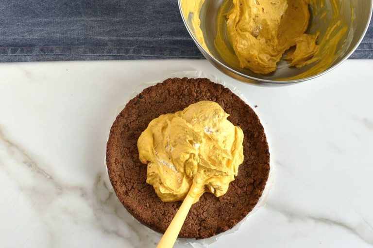 Step 6 - Frozen Pumpkin Mousse Pie