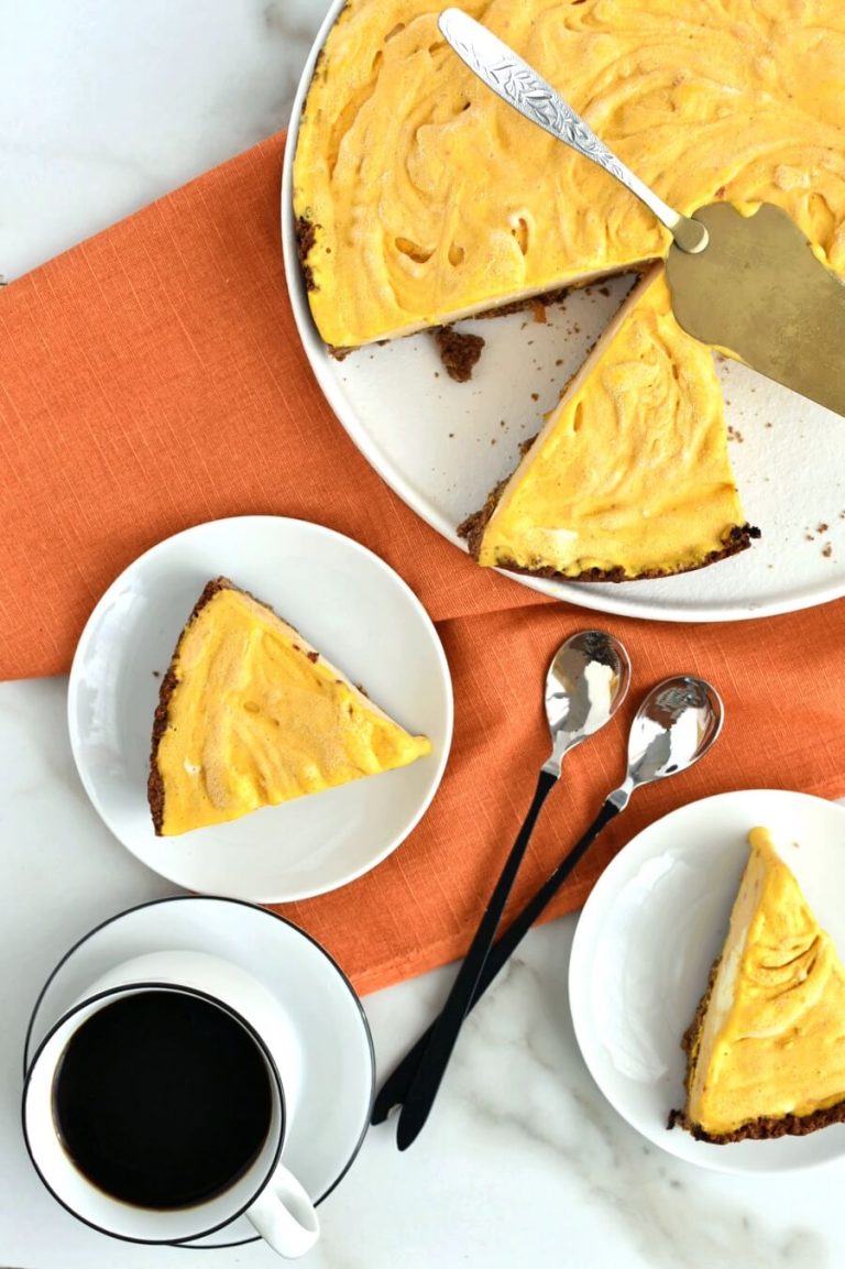 Frozen Pumpkin Mousse Pie