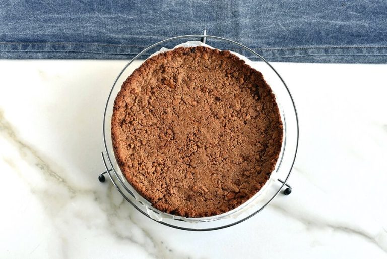 Step 4 - Frozen Pumpkin Mousse Pie