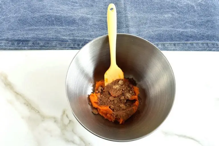 Step 5 - Frozen Pumpkin Mousse Pie
