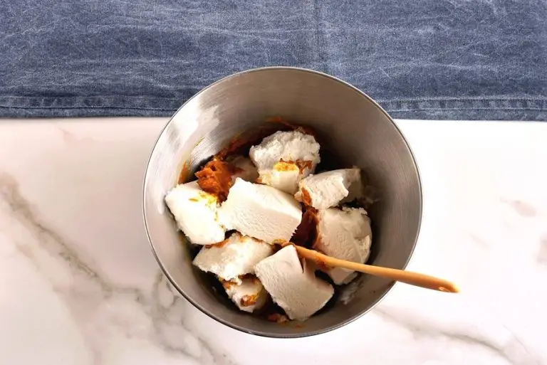 Step 6 - Frozen Pumpkin Mousse Pie