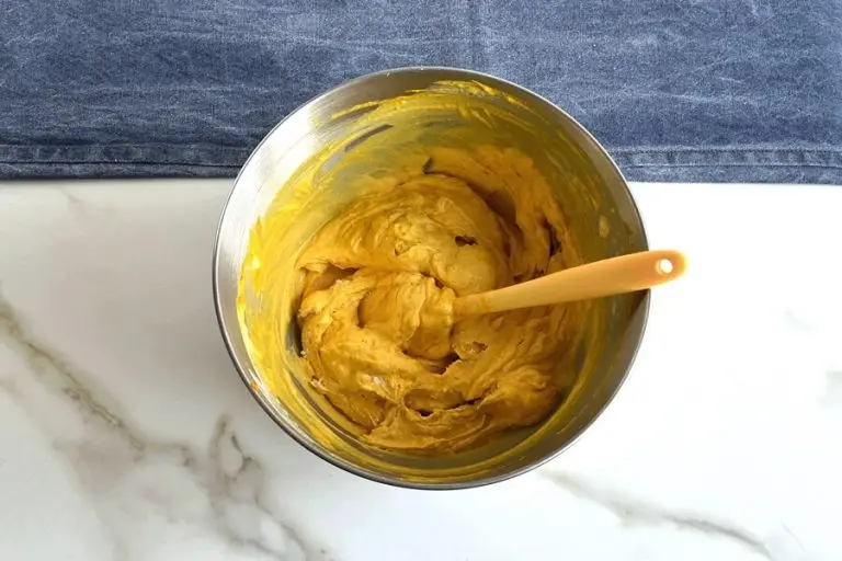 Step 6 - Frozen Pumpkin Mousse Pie