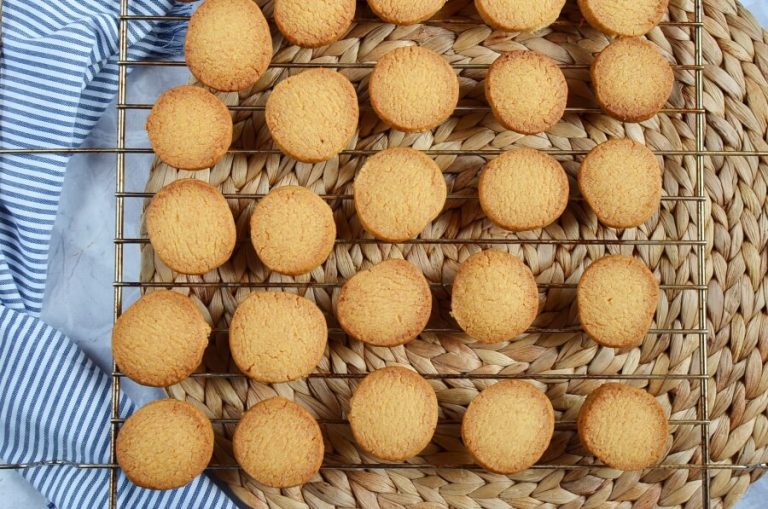 German Christmas Cardamom Cookies (Kardamon Plaetzchen) Recipe Cook