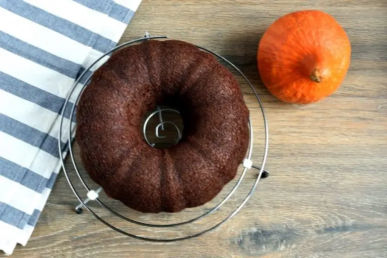 Step 7 - Glazed Chocolate-Pumpkin Bundt Cake