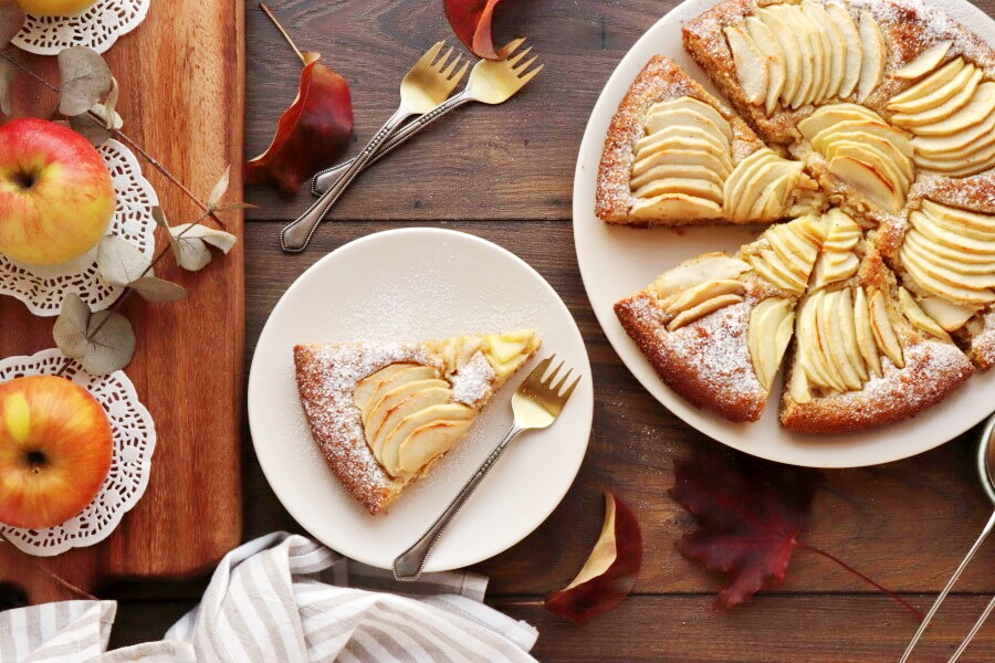 How to serve Gluten Free Apple Cake