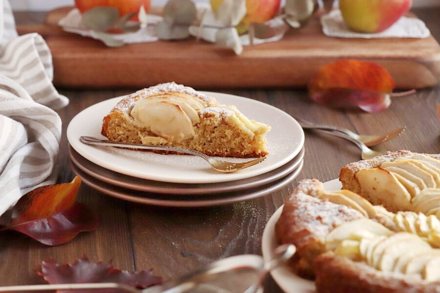 Gluten Free Apple Cake