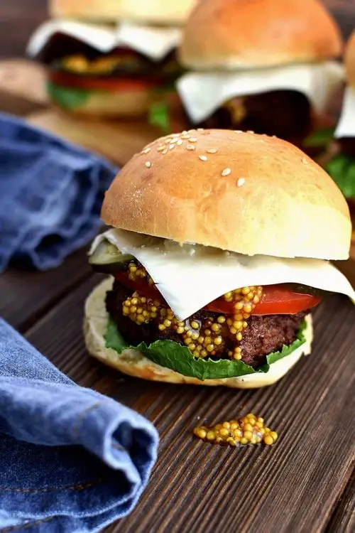 Juicy Oven-Baked Burgers