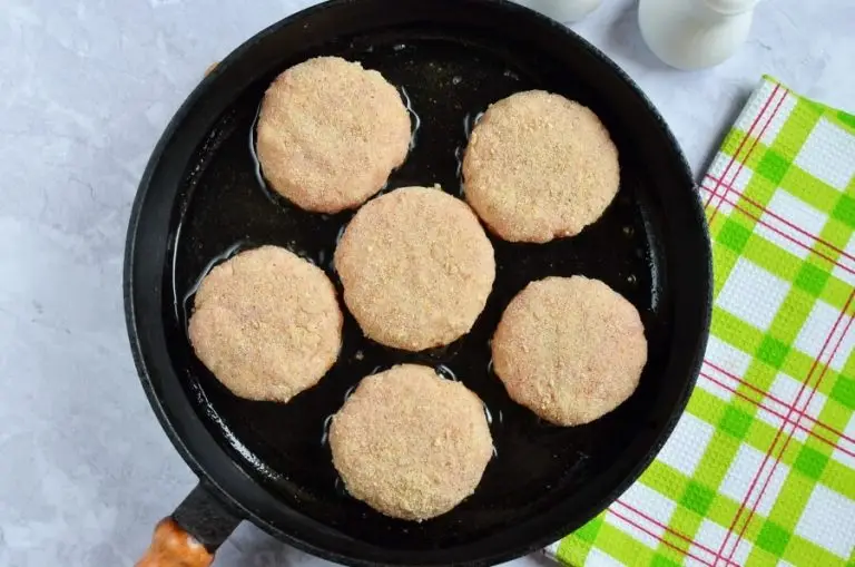 Step 8 - Minced Meat Cutlets