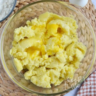 Polish Mashed Potato Dumplings (Kopytka) recipe - step 1