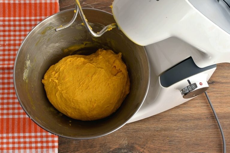 Step 1 - Pumpkin Soft Fluffy Dinner Rolls
