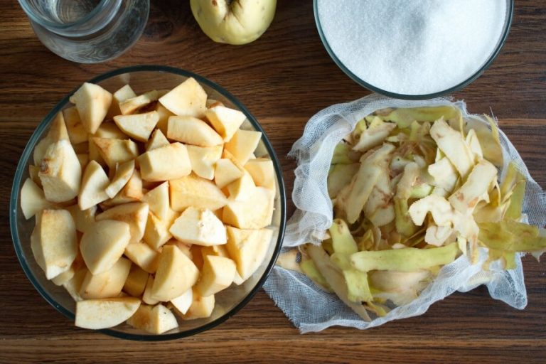 Step 1 - Quince Jelly