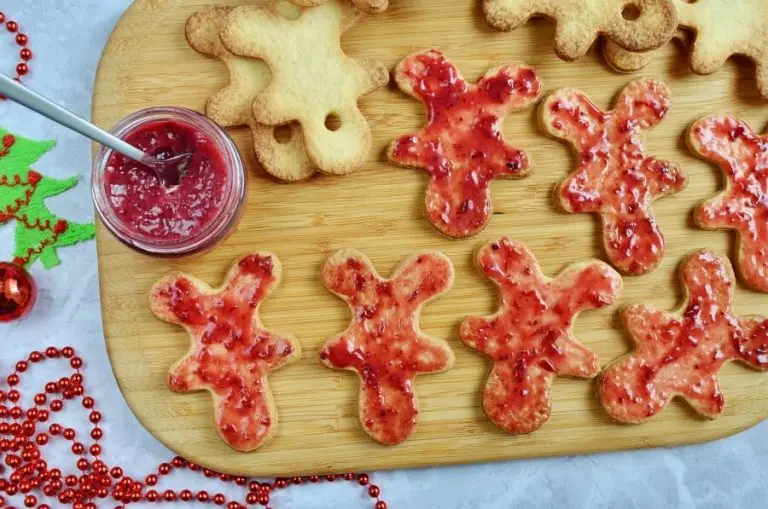 Step 10 - Reindeer Jammie Dodgers