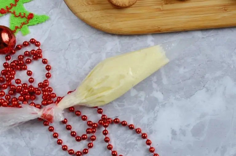 Step 13 - Reindeer Jammie Dodgers