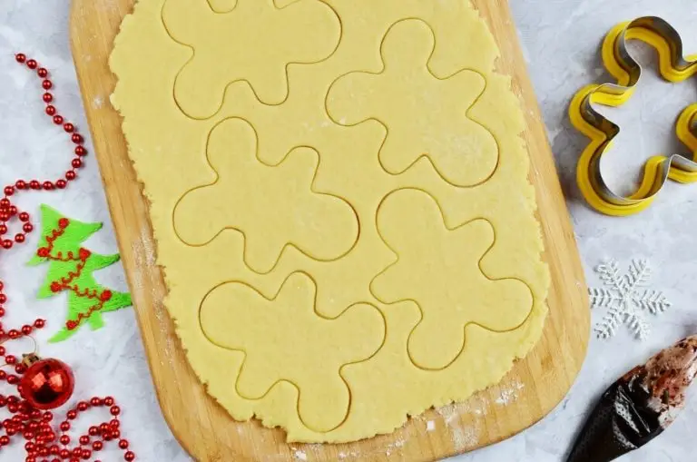 Step 6 - Reindeer Jammie Dodgers
