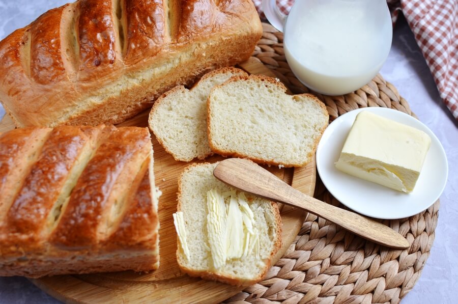How to serve Thanksgiving Lard Bread