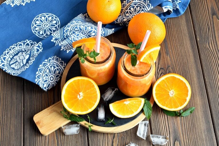 Step 4 - Detox Orange Ginger Turmeric Smoothie