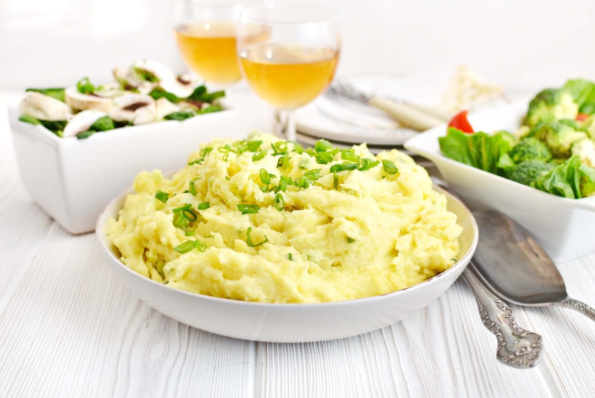 Sour Cream and Chive Mashed Potatoes