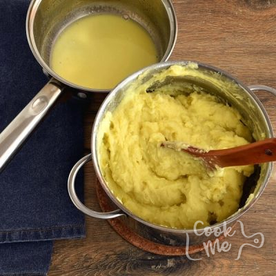 Sour Cream and Chive Mashed Potatoes recipe - step 4