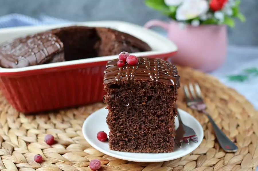 2-Minute Vegan Soda Cake