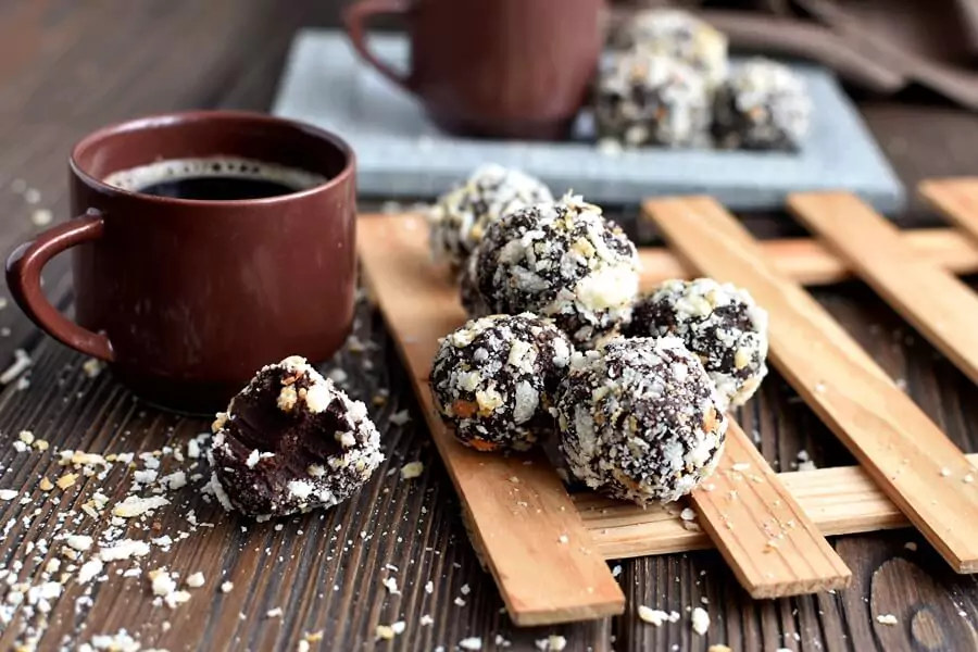 Almond-Rum Chocolate Truffles
