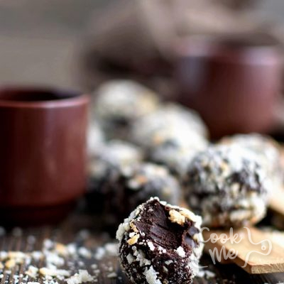 Almond-Rum Chocolate Truffles Recipe-How To Make Almond-Rum Chocolate Truffles-Delicious Almond-Rum Chocolate Truffles
