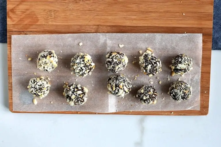 Step 6 - Almond-Rum Chocolate Truffles