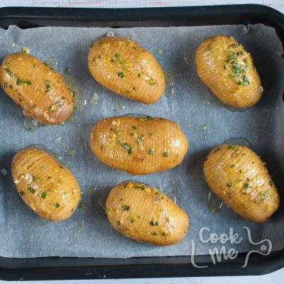 Baked Hasselback Potatoes recipe - step 3