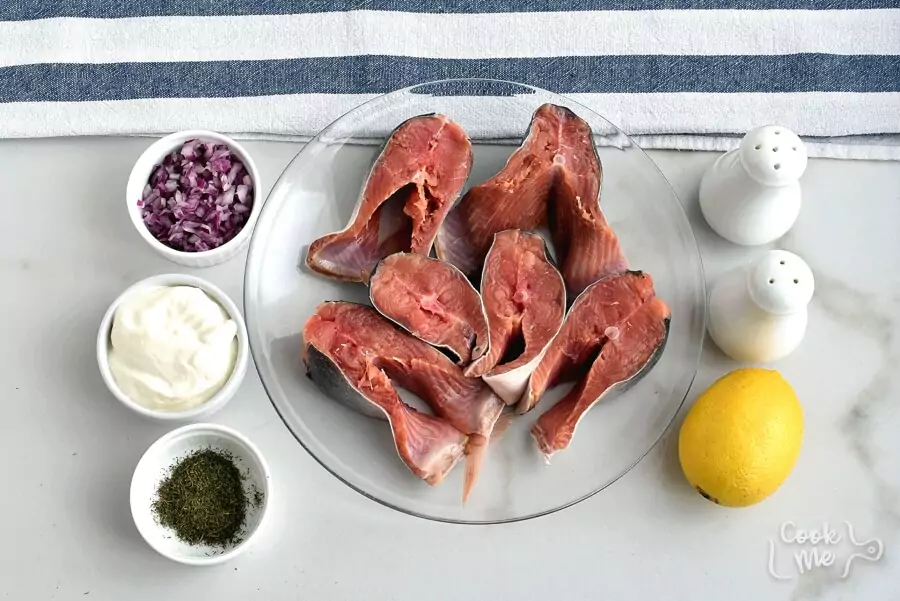 Ingredients for Baked Salmon Steaks with Sour Cream and Dill