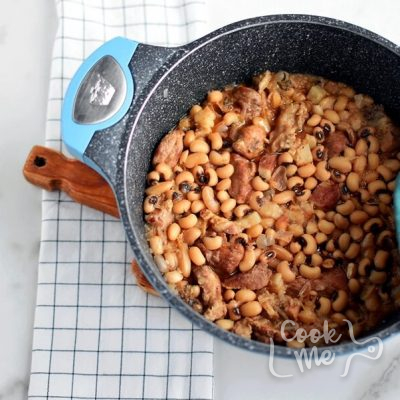 Black Eyed Peas with Bacon and Pork recipe - step 7
