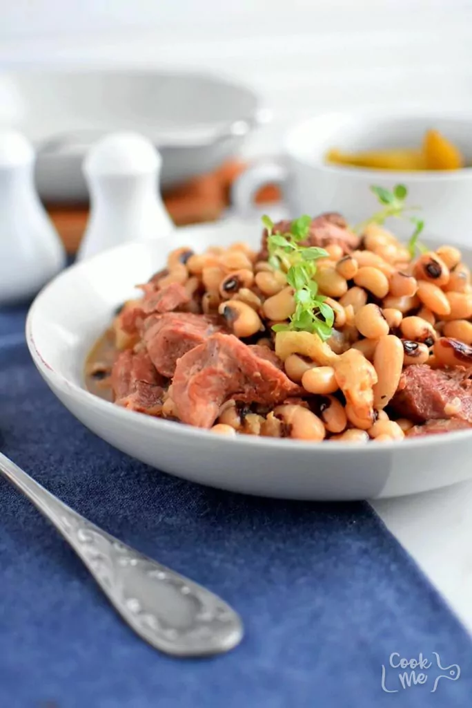 Black Eyed Peas with Bacon and Pork