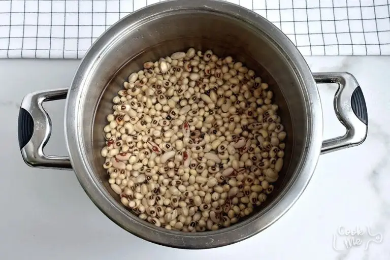 Step 2 - Black Eyed Peas with Bacon and Pork