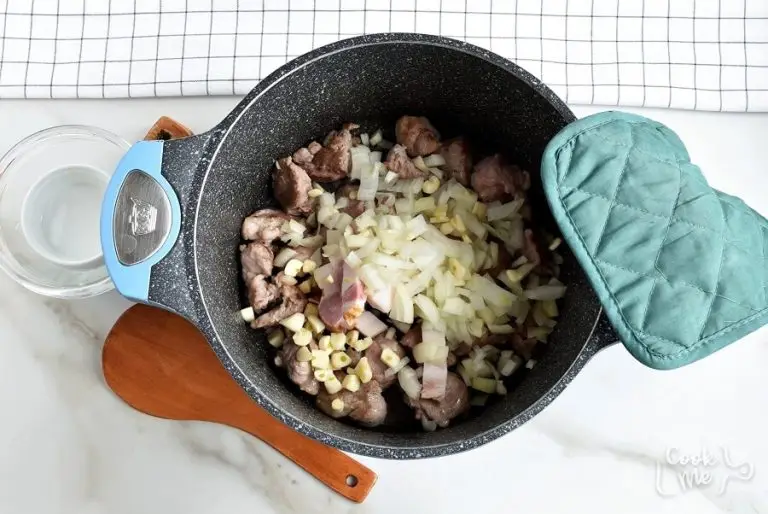 Step 4 - Black Eyed Peas with Bacon and Pork