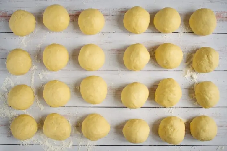 Buttery Fluffy Cornmeal Dinner Rolls recipe - step 7