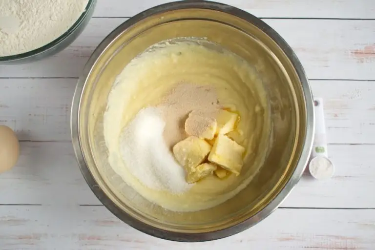Buttery Fluffy Cornmeal Dinner Rolls recipe - step 3