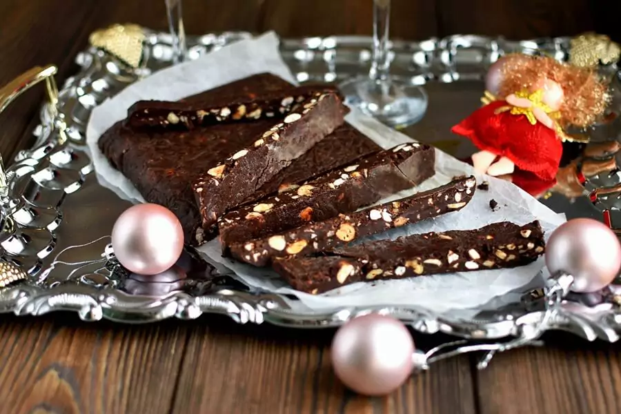 How to serve Chocolate Turron for Christmas