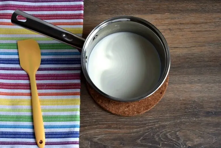 Step 7 - Classic Eclair Recipe