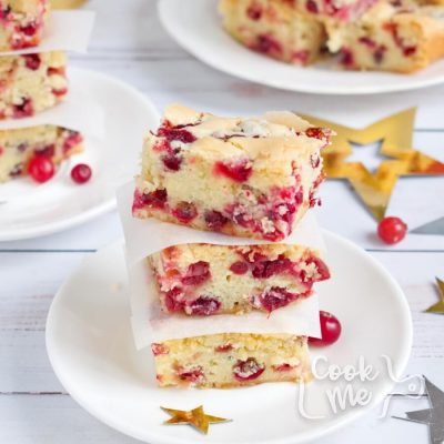 Cranberry Christmas Cake recipe-How to make Cranberry Christmas Cake-Easy Cranberry Christmas Cake