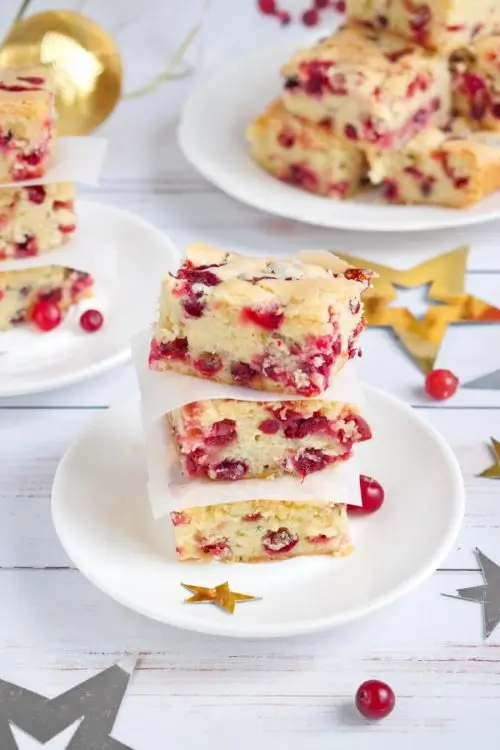 Cranberry Christmas Cake