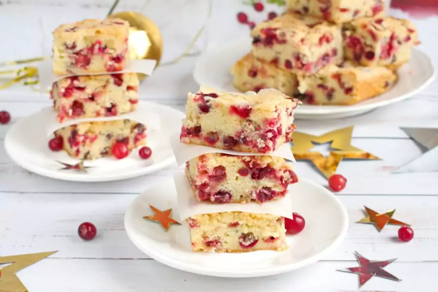 Cranberry Christmas Cake