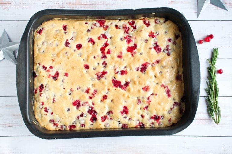 Step 7 - Cranberry Christmas Cake