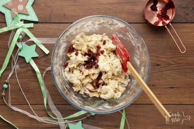 Step 3 - Cranberry Shortbread Stars