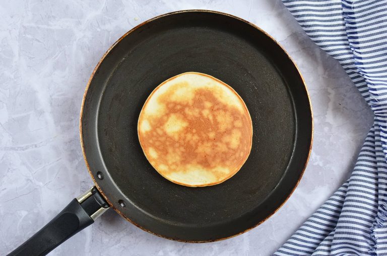 Step 7 - Dairy-Free Classic Pancakes