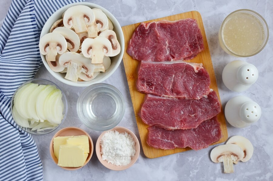 Ingridiens for Easy Cubed Steak Dinner