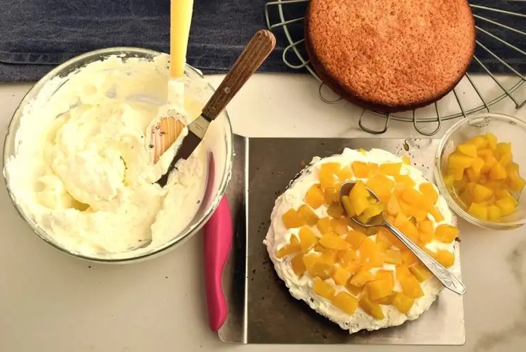 Step 10 - Easy Thai Mango Cake