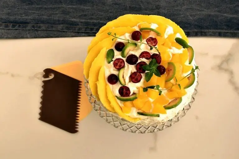Step 12 - Easy Thai Mango Cake