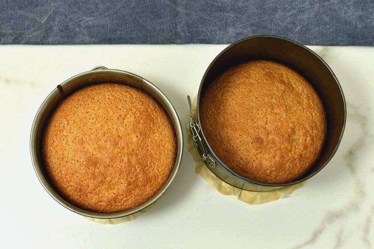 Step 4 - Easy Thai Mango Cake